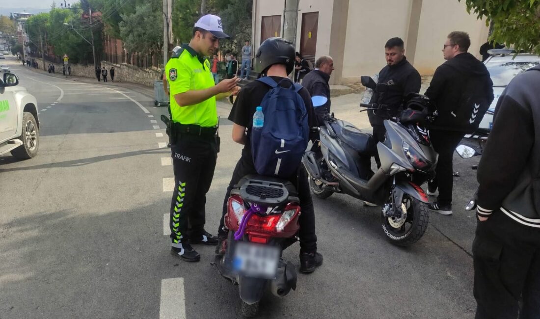 Bursa'nın Orhangazi ilçesinde özellikle yaz aylarında sayıları artan motosikletler, bazı