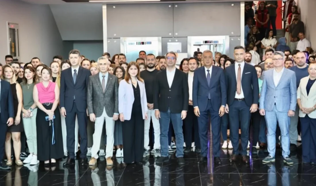 Bursa Büyükşehir Belediyesi Genel Sekreter Yardımcılığı görevinden 29 Nisan'da ayrıldığını