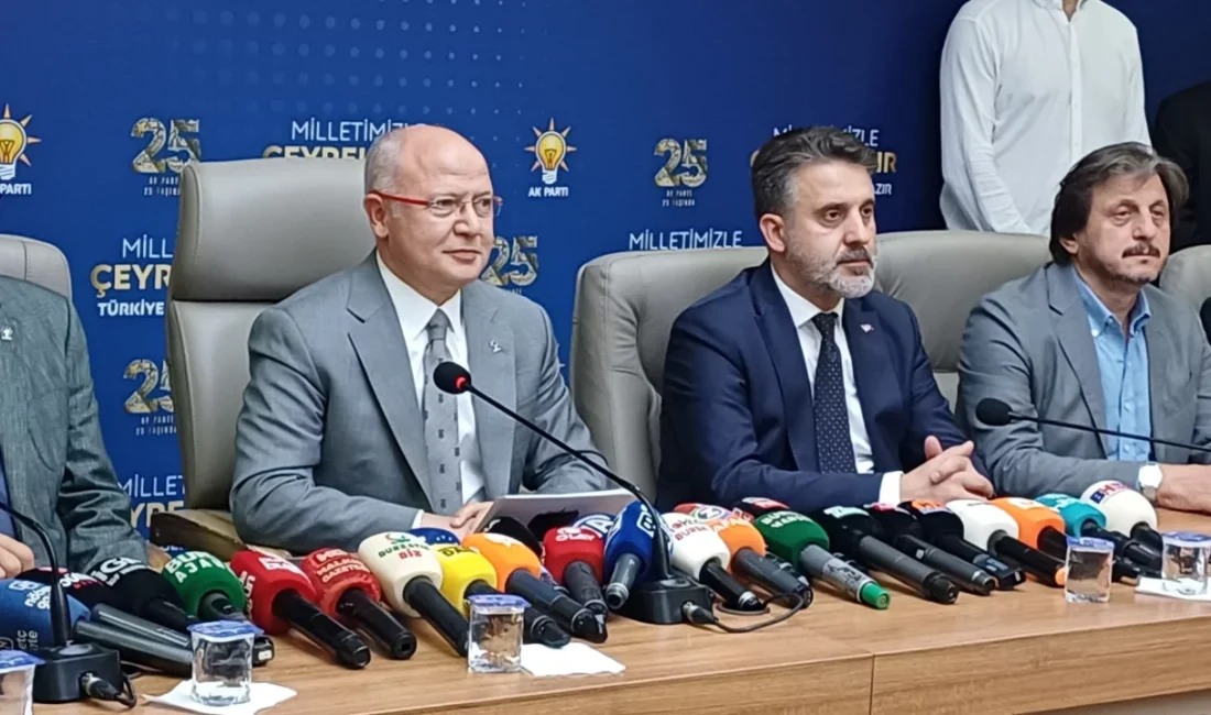 Bursa'da AK Parti'nin kuruluşunun 25. yılında Bursa teşkilatı bir araya