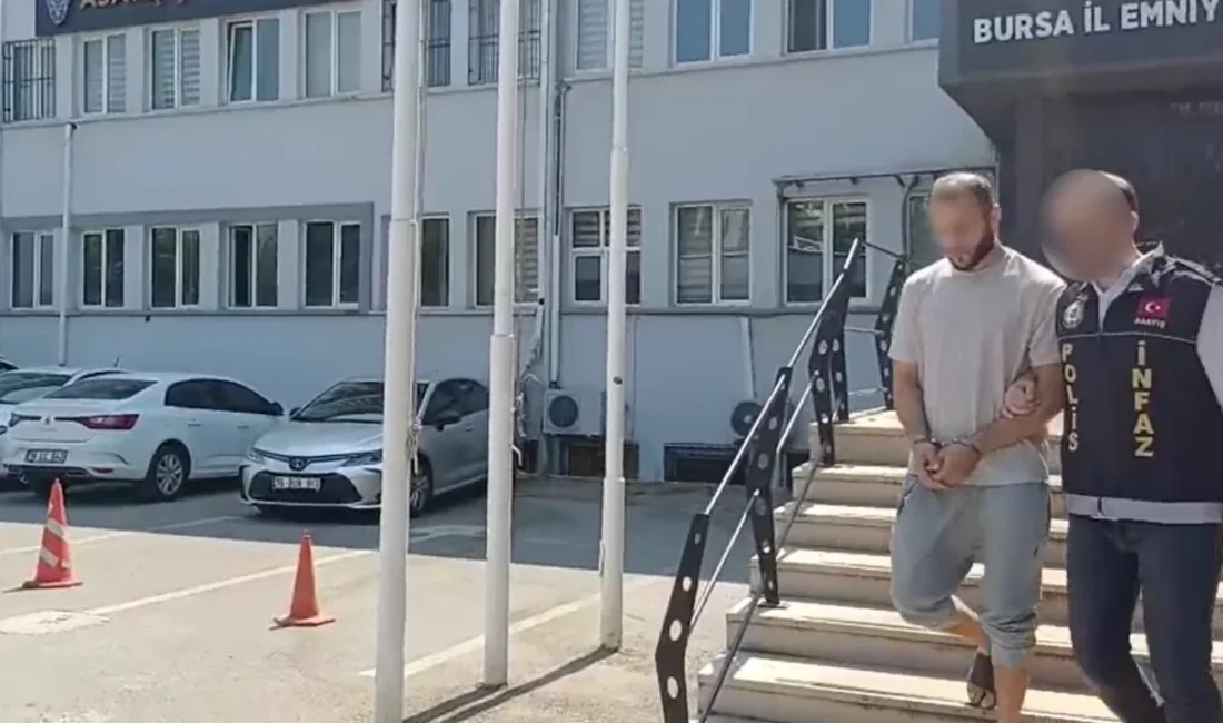 Bursa'da polis ekiplerinin aranan şahıslara yönelik yürüttüğü çalışmalar kapsamında, haklarında