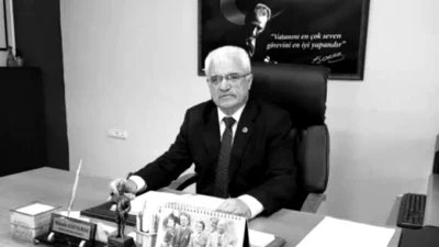 Bursa'nın Osmangazi ilçesine bağlı İstiklal Mahallesi'nin muhtarı Mümin Gözyılmaz yaşamını