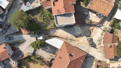 Bursa Büyükşehir Belediyesi, kırsal mahallelerde altyapıyı güçlendirme çalışmaları kapsamında Keles