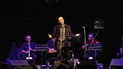 Bursa Büyükşehir Belediyesi tarafından düzenlenen “Sahil Konserleri”, yaz akşamlarını müzik