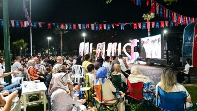 Bursa Büyükşehir Belediyesi tarafından düzenlenen ‘Kültürpark Yeşilçam Sinema Akşamları’, Türk
