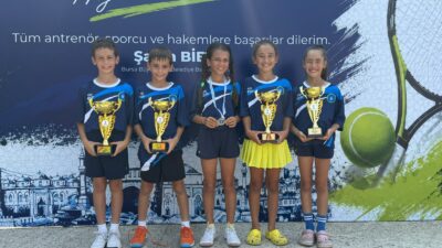  Bursa Büyükşehir Belediyesi’nin ev sahipliğinde Türkiye Tenis Federasyonu tarafından