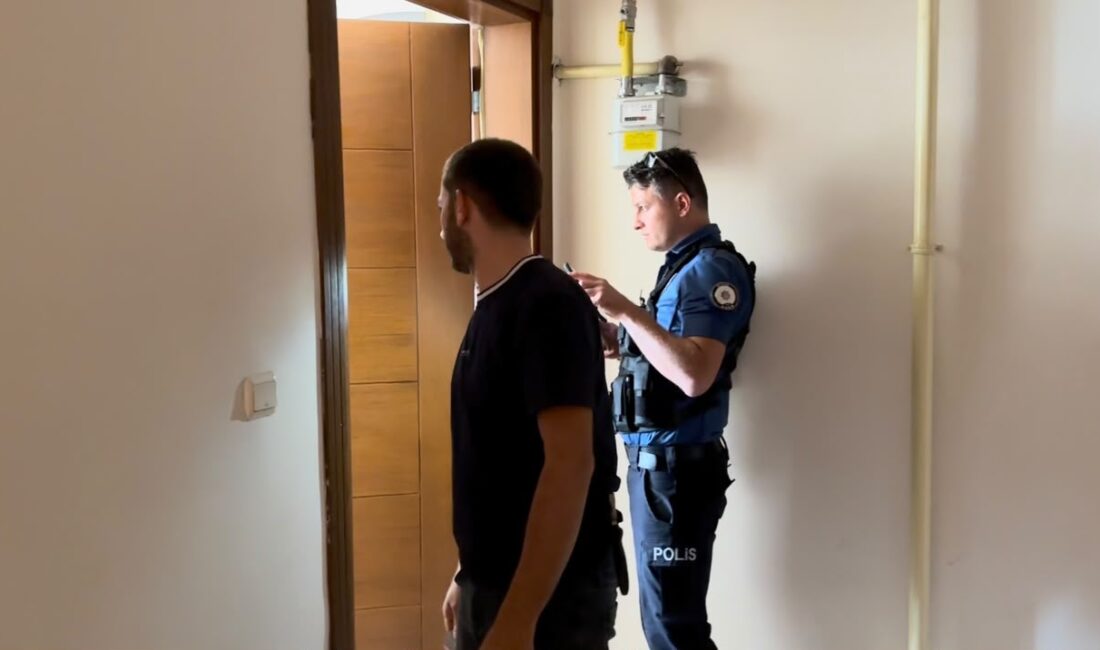 Bursa'nın İznik ilçesinde yalnız yaşayan 74 yaşındaki bir vatandaş, evinde