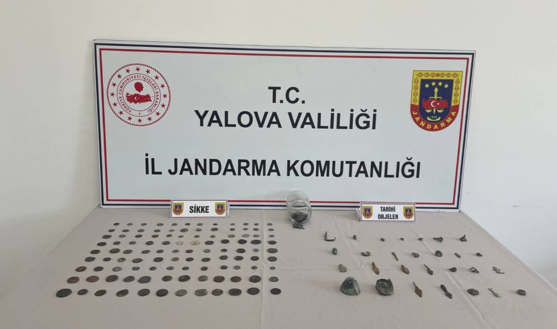 Yalova İl Jandarma Komutanlığı ekiplerinin kaçakçılıkla mücadele kapsamında düzenlediği operasyonda,