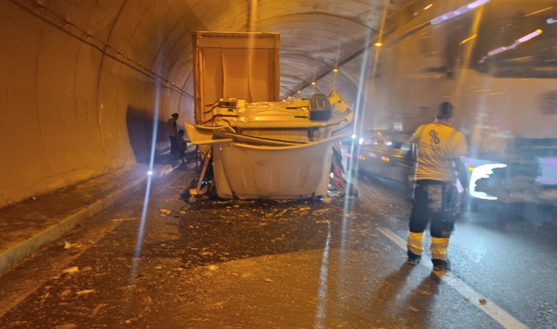 Bursa'da, Gebze - İzmir - Orhangazi otoyolu Orhangazi tüneli içinde