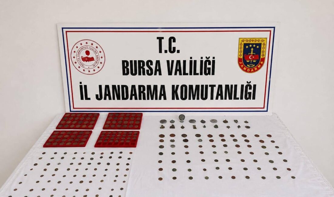 Bursa’nın Nilüfer ilçesinde jandarma ekipleri tarafından düzenlenen “Anadolu Mirası Operasyonu”