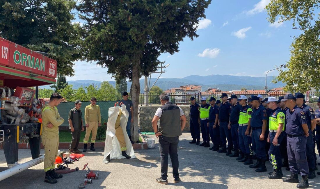 Bursa Orman Bölge Müdürlüğü ekipleri, orman yangınlarının önlenmesine yönelik eğitim
