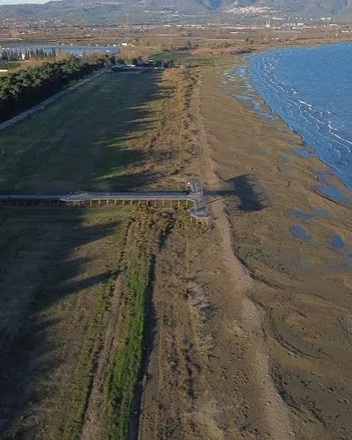 Bursa’nın İznik ve Orhangazi ilçeleri arasında bulunan İznik Gölü’nde su