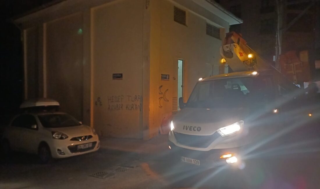 Bursa’nın Orhangazi ilçesinde son günlerde sık sık yaşanan elektrik kesintileri,