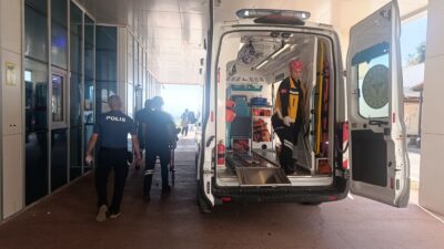 Bursa'nın Orhangazi ilçesinde Yalova-Bursa karayolu üzerinde meydana gelen trafik kazasında,