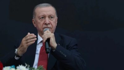 Cumhurbaşkanı Recep Tayyip Erdoğan'ın, 28 Eylül'de Bursa'da oynanacak Türkiye-İtalya karşılaşması