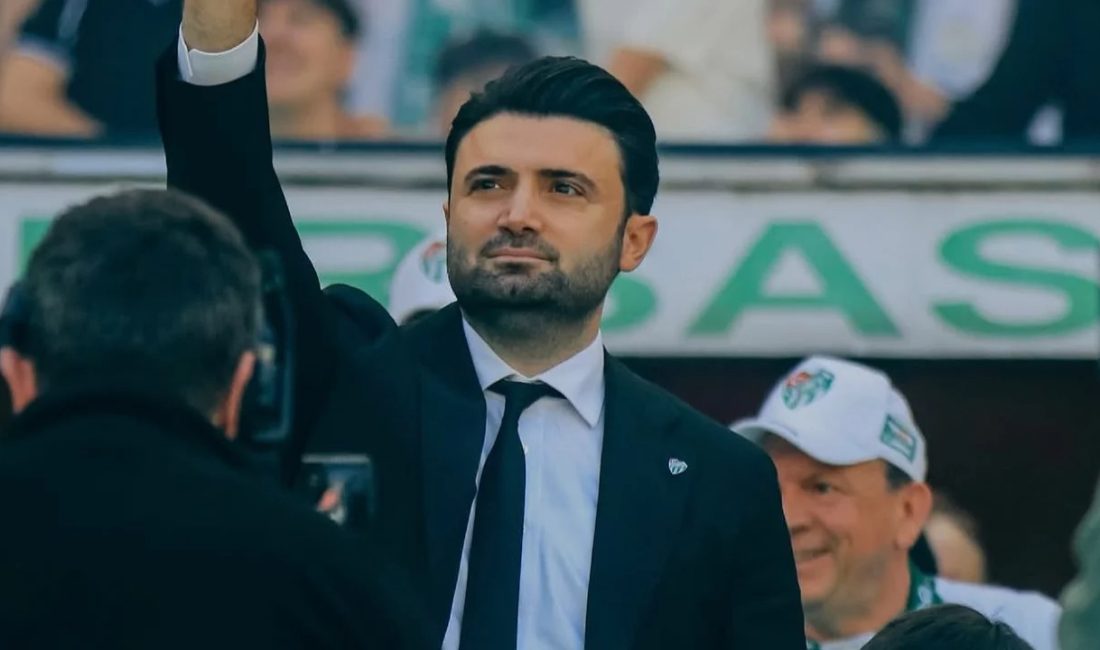 Amed SF ile Beşiktaş arasında oynanan karşılaşmada tribünlerden yükselen Bursa