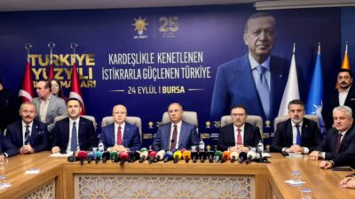 Bursa'da AK Parti Genel Başkanvekili Efkan Ala'nın katılımıyla "Türkiye Yüzyılı