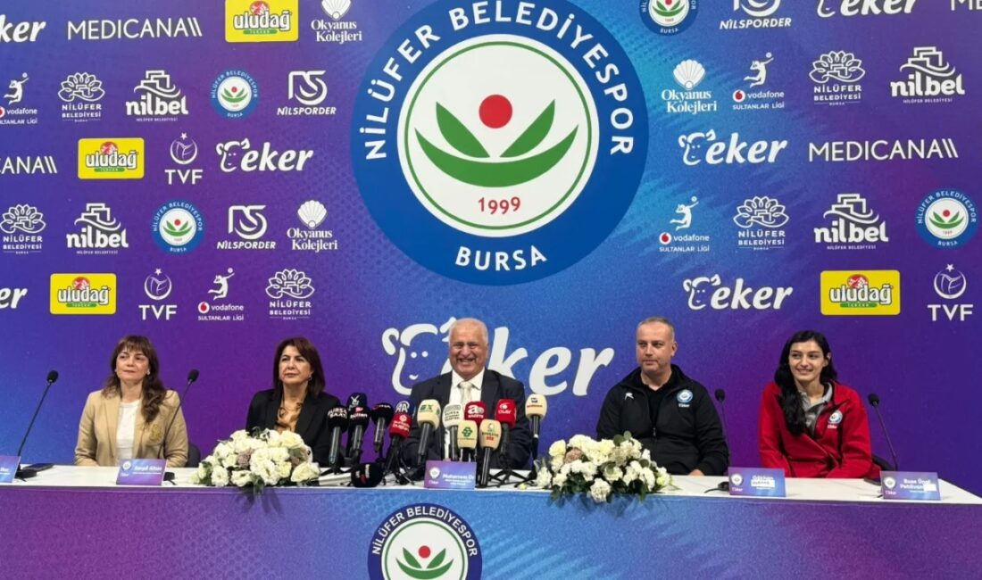 Vodafone Sultanlar Ligi'nde yeni sezon hazırlıklarını sürdüren Nilüfer Belediyespor Eker,