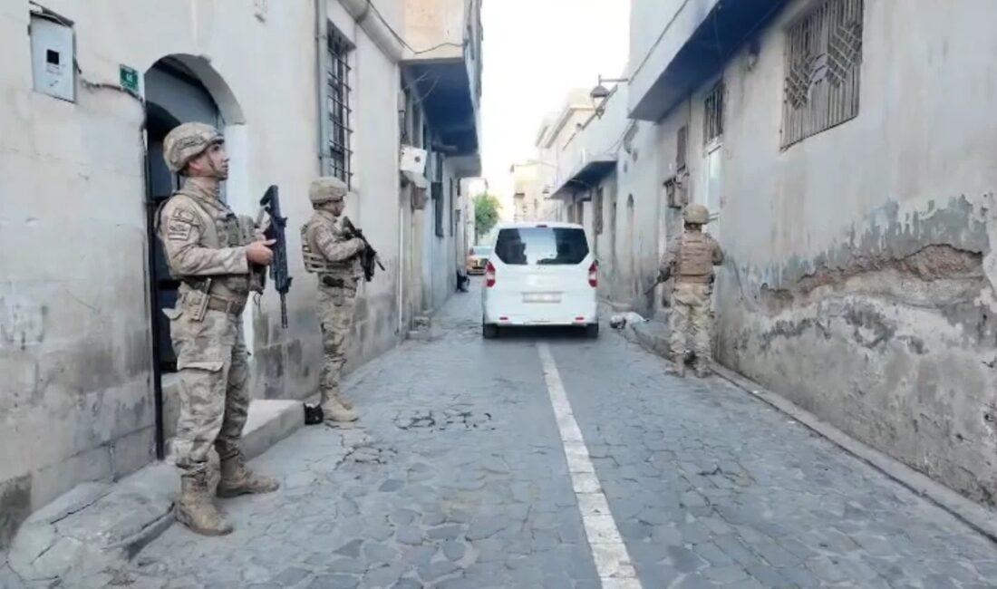 Bursa dahil 28 ilde DEAŞ terör örgütüne yönelik jandarma ekiplerince