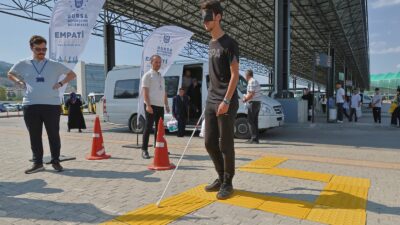 Bursa Büyükşehir Belediyesi, özel gereksinimli bireylerin toplumsal yaşama eşit ve