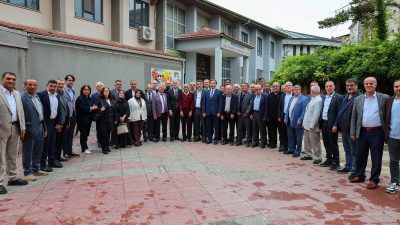 Bursa Büyükşehir Belediye Başkan Vekili Şahin Biba, İnegöl ilçesinde muhtarlarla