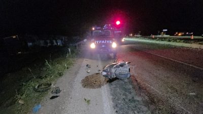 Bursa’nın Yenişehir ilçesinde, Yenişehir-İnegöl yolunda TIR ile motosikletin çarpışması sonucu