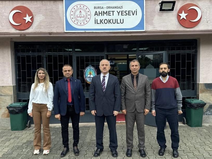 Orhangazi Kaymakamı Zafer Karamehmetoğlu ve İlçe Milli Eğitim Müdürü Erol