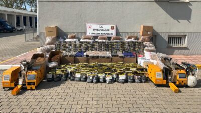 Bursa’nın Yıldırım ve Gürsu ilçelerinde jandarma ekipleri tarafından kaçakçılıkla mücadele