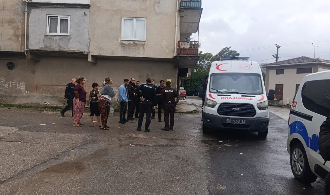 Bursa’nın Orhangazi ilçesinde aynı apartmanda yaşayan Roman iki aile arasında