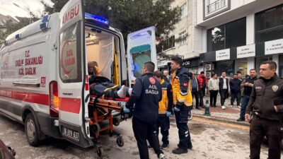 Orhangazi’de aynı yönde seyreden iki motosikletin çarpışması sonucu meydana gelen