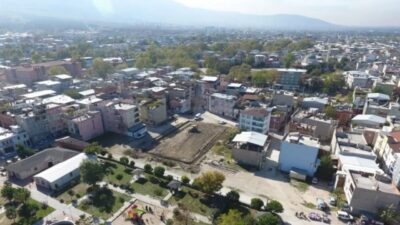Bursa'nın Gürsu ilçesinde ailevi sorunlar yaşayan ve eşinin evi terk
