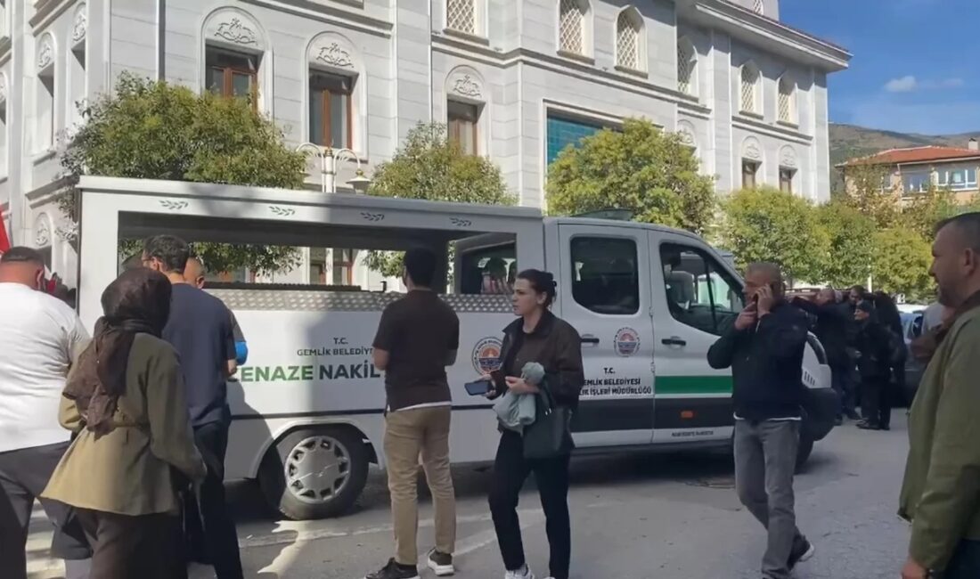 Bursa'nın Gemlik ilçesinde evlerinde öldürülen Vural Kara ve eşi Asiye