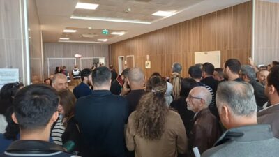 Bursa'da 63 sanığın yargılandığı davada mahkeme ara kararını açıkladı. Mustafa