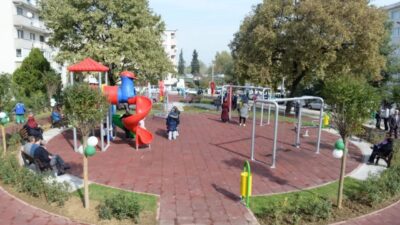 Bursa'nın Osmangazi ilçesine bağlı Kükürtlü Mahallesi'nde, çocuk parklarında yaşandığı belirtilen