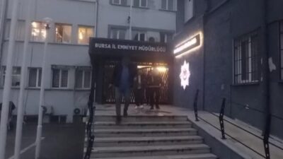 Bursa'da hayali bir savunma sanayi şirketi üzerinden vatandaşlara yaptırdıkları işlerin