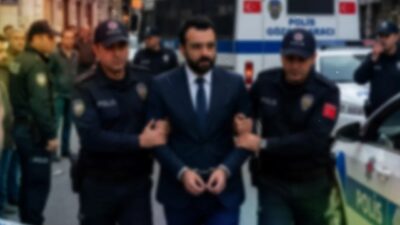 Bursa'da kendisini iş insanı ve savunma sanayi şirketi sahibi olarak