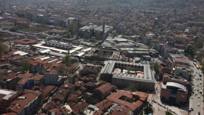 İstanbul'da uygulanan "Yarısı Bizden" kampanyasının Bursa'da da hayata geçirilmesi gerektiğini