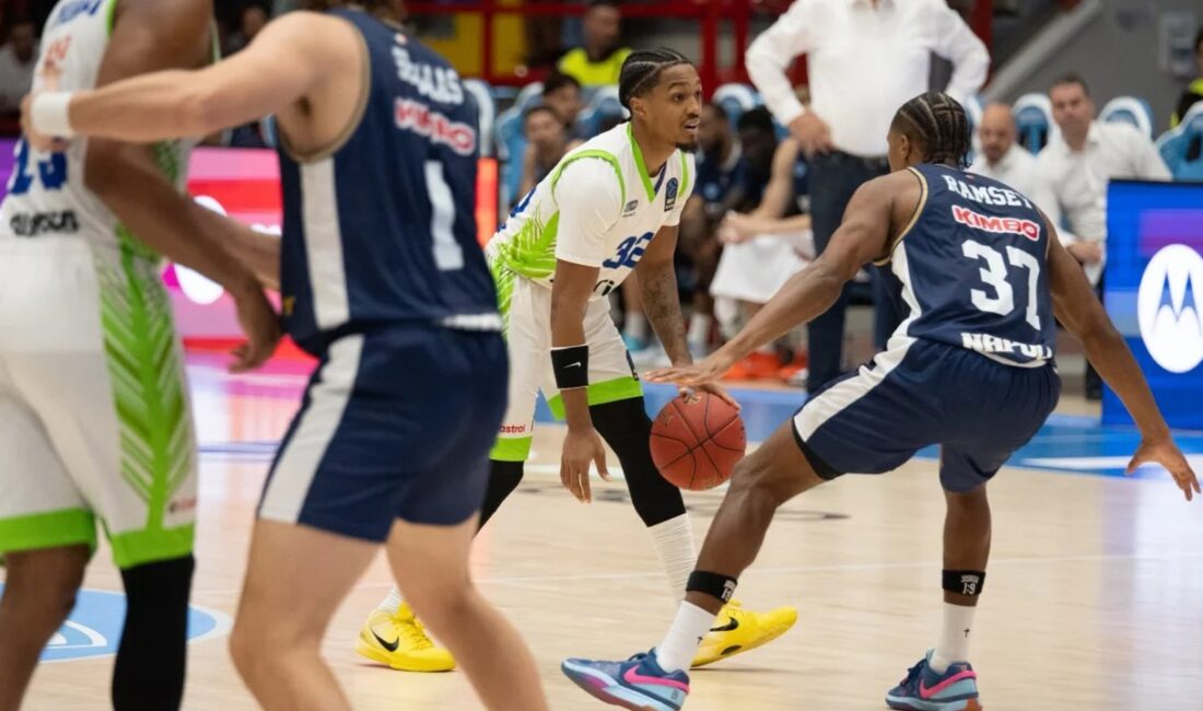 TOFAŞ, BKT EuroCup 4. hafta C Grubu karşılaşmasında deplasmanda Napoli