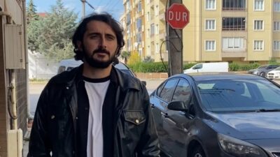 Bursa'nın Mustafakemalpaşa ilçesinde yaşayan Elvin Korkmaz, bebekken Azerbaycan'dan Türkiye'ye getirildiğini