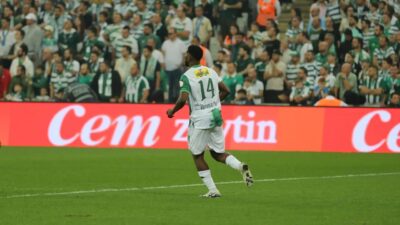 Bursaspor'un Nijeryalı golcüsü Kelechi Iheanacho, ligde üst üste 12'nci maçında