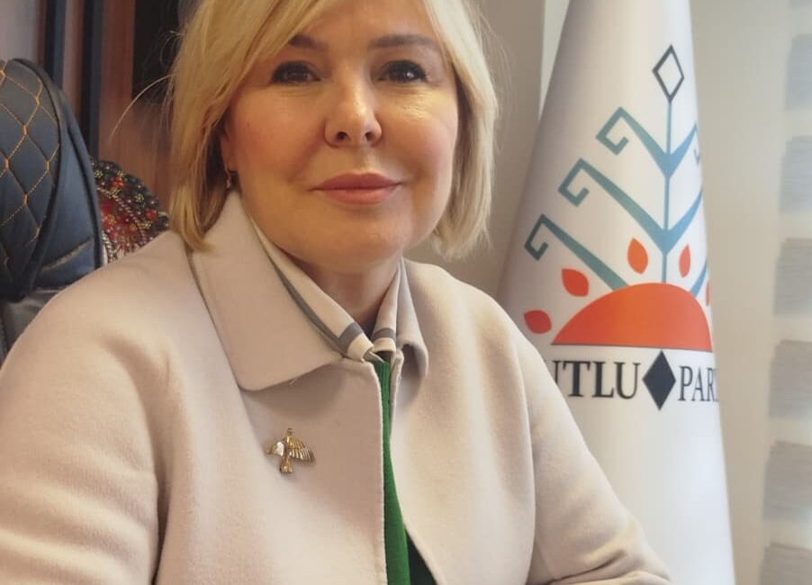 Kutlu Parti Genel Başkan Yardımcısı ve şehir plancısı Şule Tuntaş,