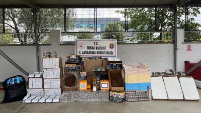 Bursa’nın Nilüfer ve Osmangazi ilçelerinde jandarma ekiplerinin düzenlediği operasyonda, piyasa