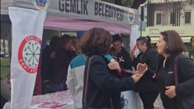 Meme Kanseri Farkındalık Ayı dolayısıyla Gemlik’te anlamlı bir organizasyona imza
