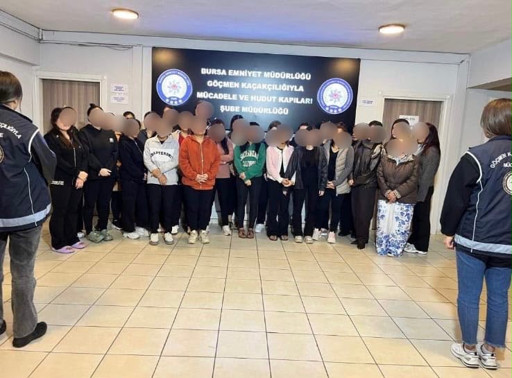 Bursa’da polis ekipleri tarafından Nilüfer ve Osmangazi ilçelerinde faaliyet gösteren