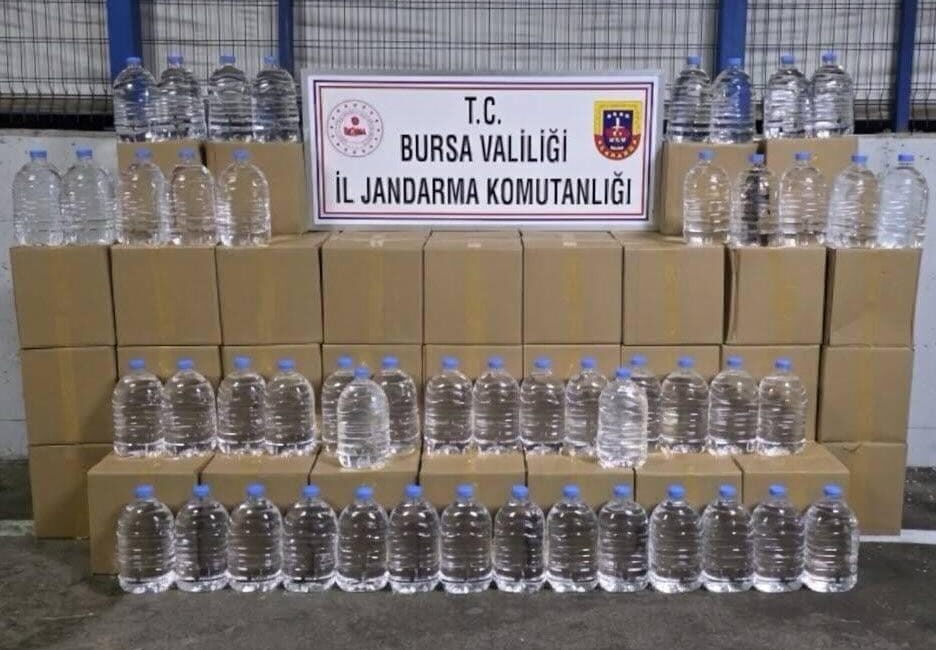 Bursa’nın Osmangazi ilçesinde jandarma ekiplerinin şüpheli bir araçta yaptığı aramada,