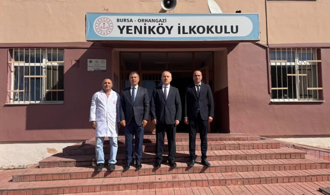 Orhangazi Kaymakamı Zafer Karamehmetoğlu, ilçede eğitim-öğretim faaliyetlerini sürdüren Ortaköy İlkokulu