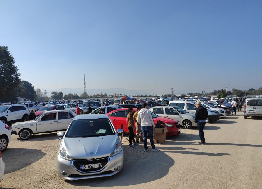 Bursa’da ikinci el otomobil piyasası 2026’nın son çeyreğine temkinli girdi.